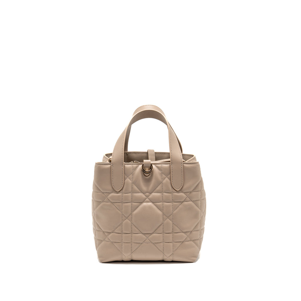 dior-small-toujours-tote-bag-macrocannage-calfskin-powder-beige-lghw