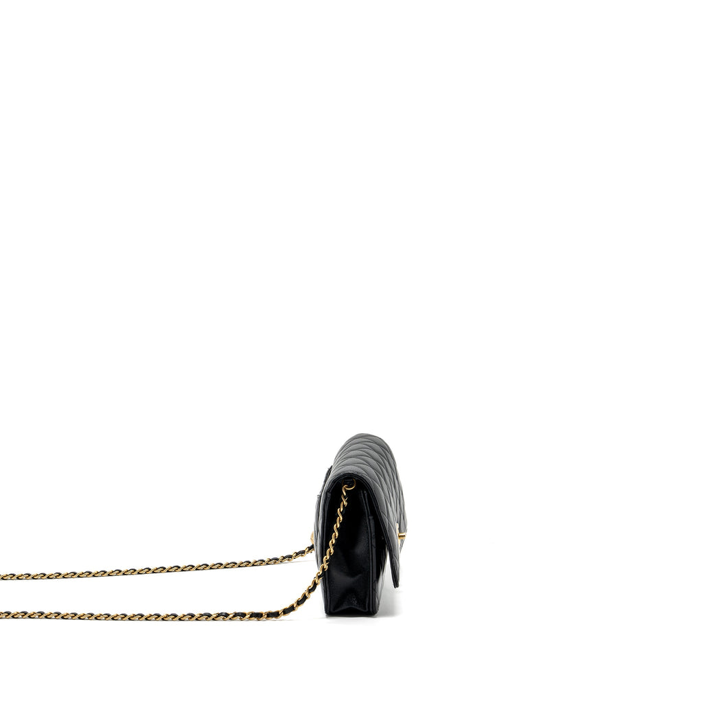 chanel-pearl-crush-wallet-on-chain-lambskin-black-ghwmicrochip