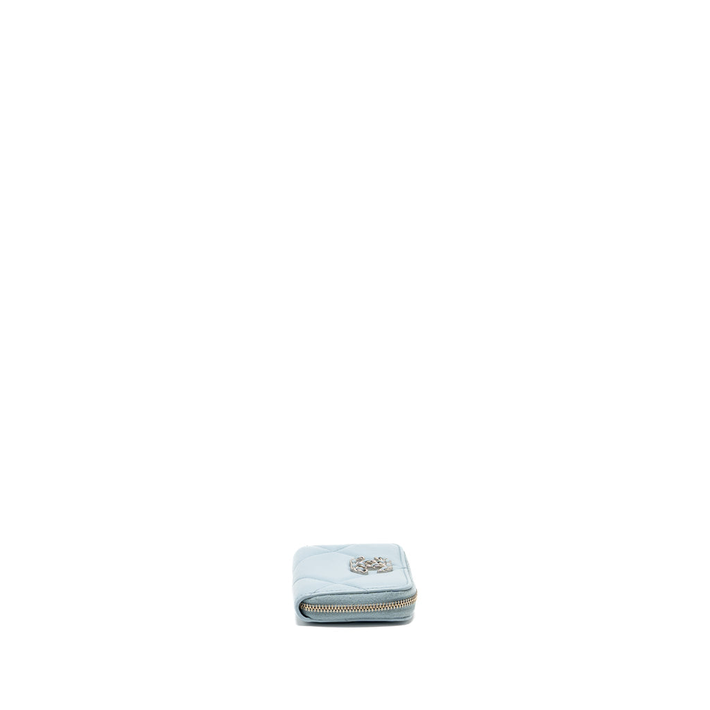 chanel-19-zip-coin-purse-lambskin-light-blue-shw-microchip