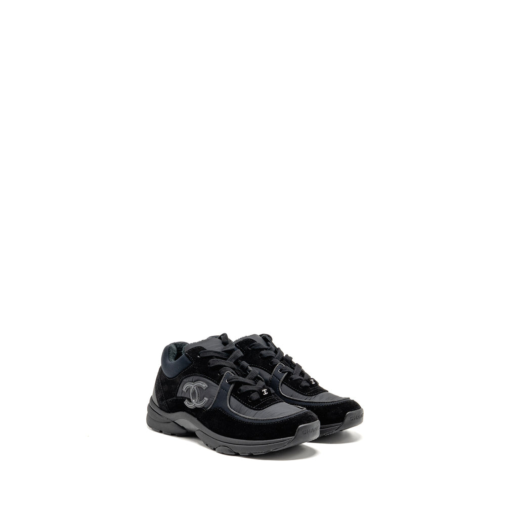 chanel-size-37-cc-sneakers-suede-fabric-black