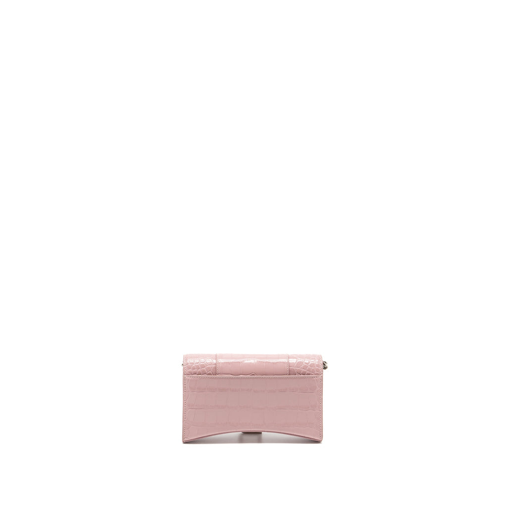 balenciaga-hourglass-wallet-on-chain-croc-embossed-calfskin-pink-shw