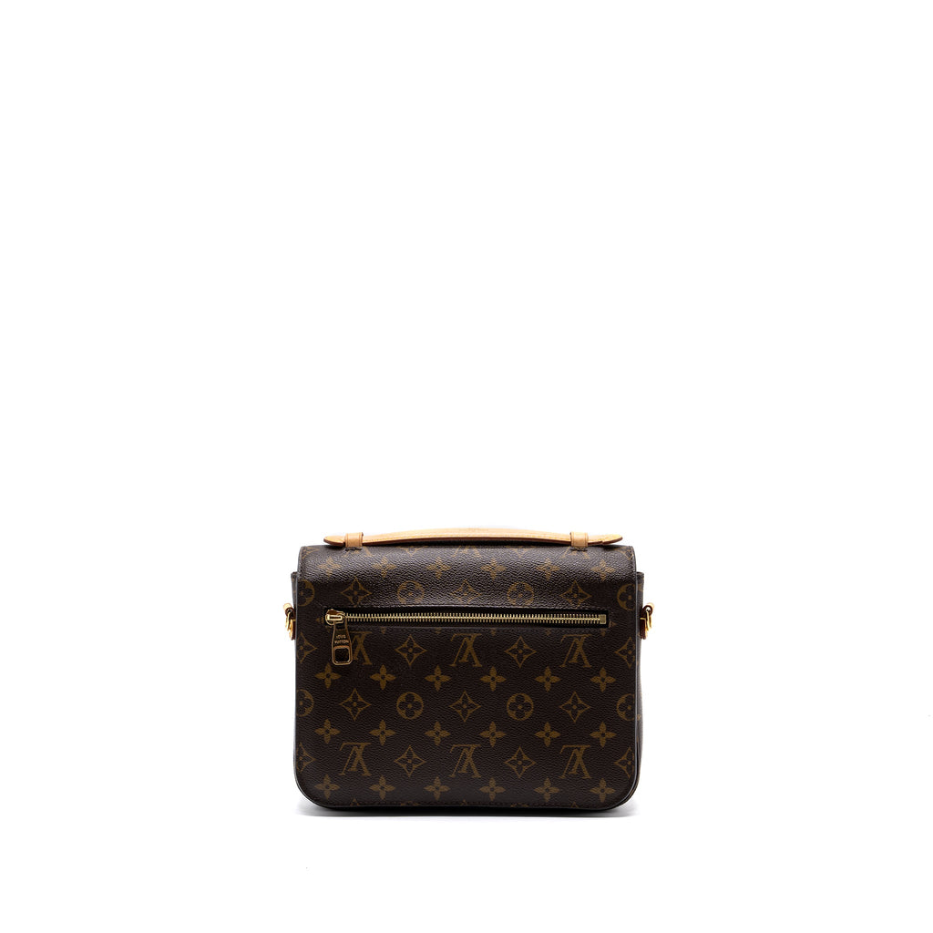 louis-vuitton-pochette-metis-monogram-canvas-ghw-16