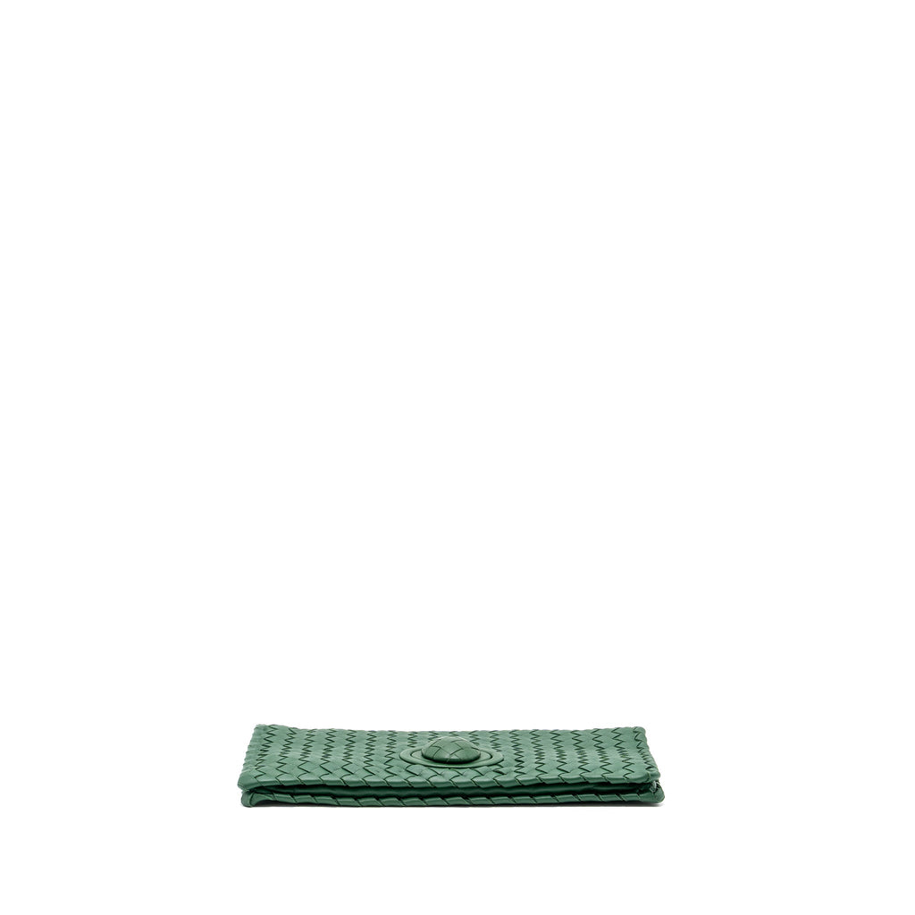 bottega-veneta-clutch-nappa-leather-green-black-hardware