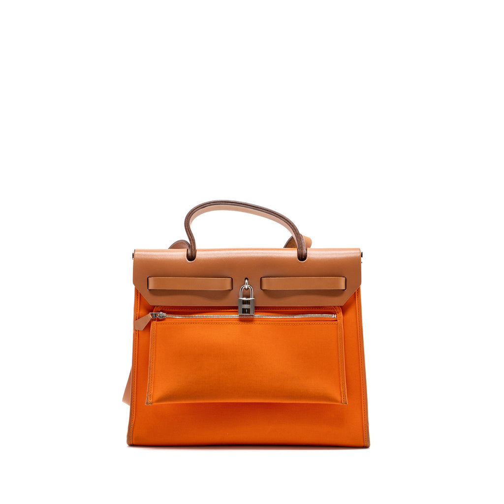 hermes-herbag-31-zip-bag-cancas-hunter-orange-shw-stamp-square-r