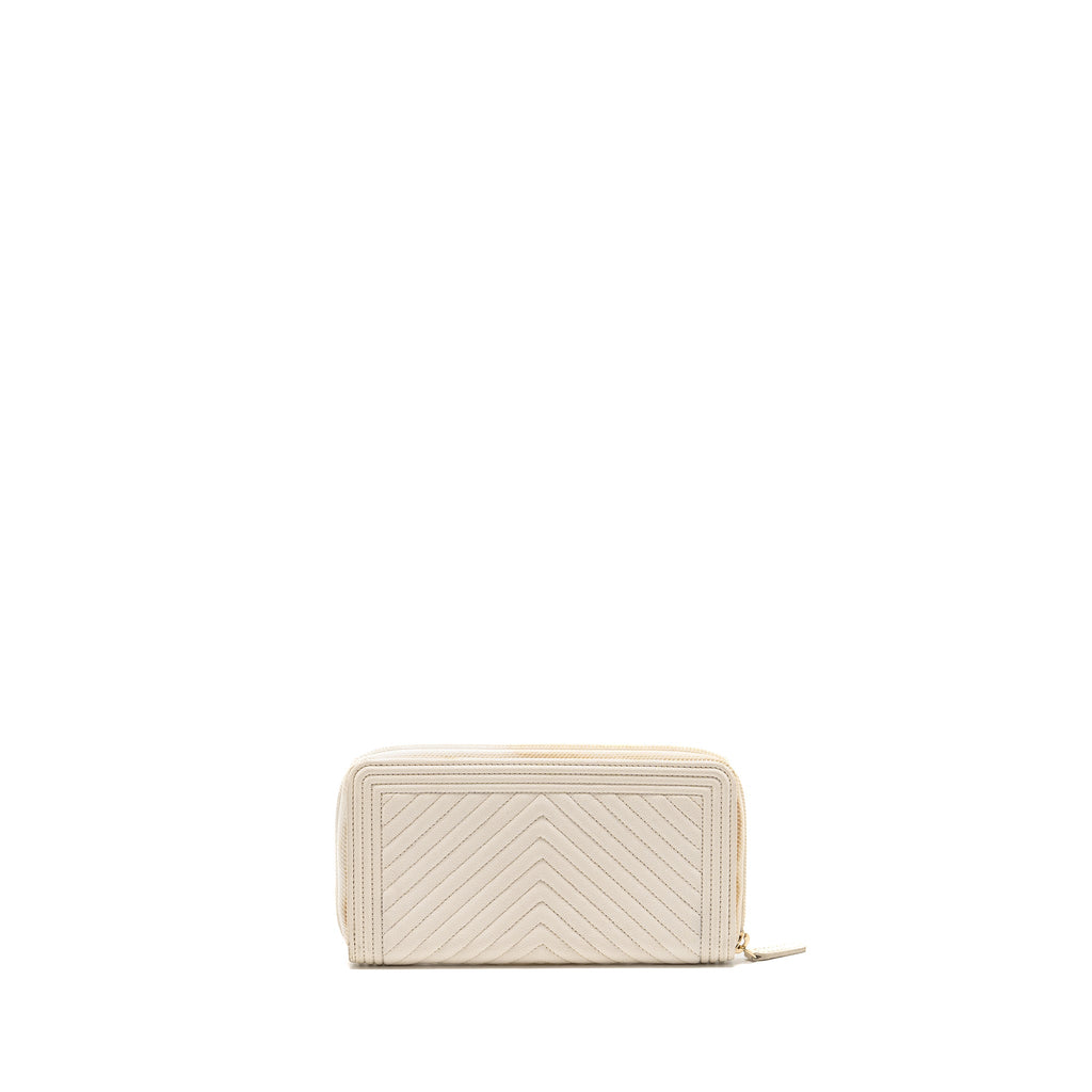 chanel-chevron-boy-zip-long-wallet-caviar-white-lghw