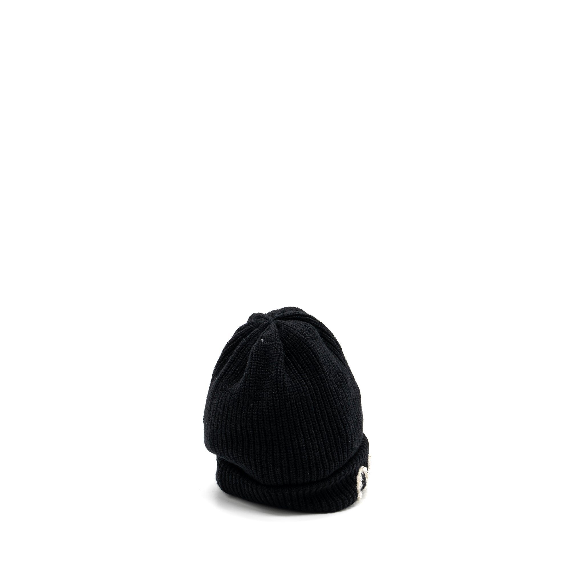 chanel-cashmere-hat-letter-pearl-black-white