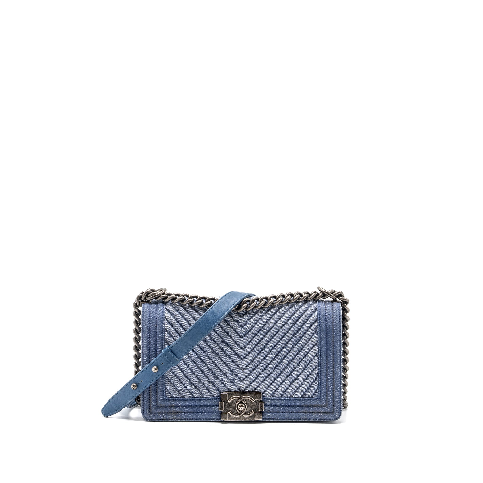 chanel-medium-boy-bag-denim-blue-ruthenium-silver-hardware-copy