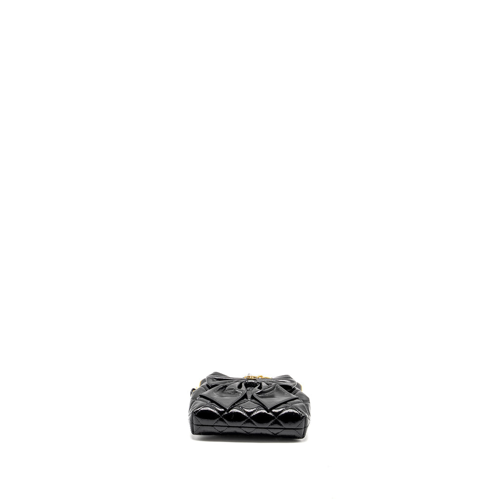 chanel-24a-bowknot-clutch-with-chain-patent-crumpled-lambskin-shiny-lambskin-black-ghw-microchip