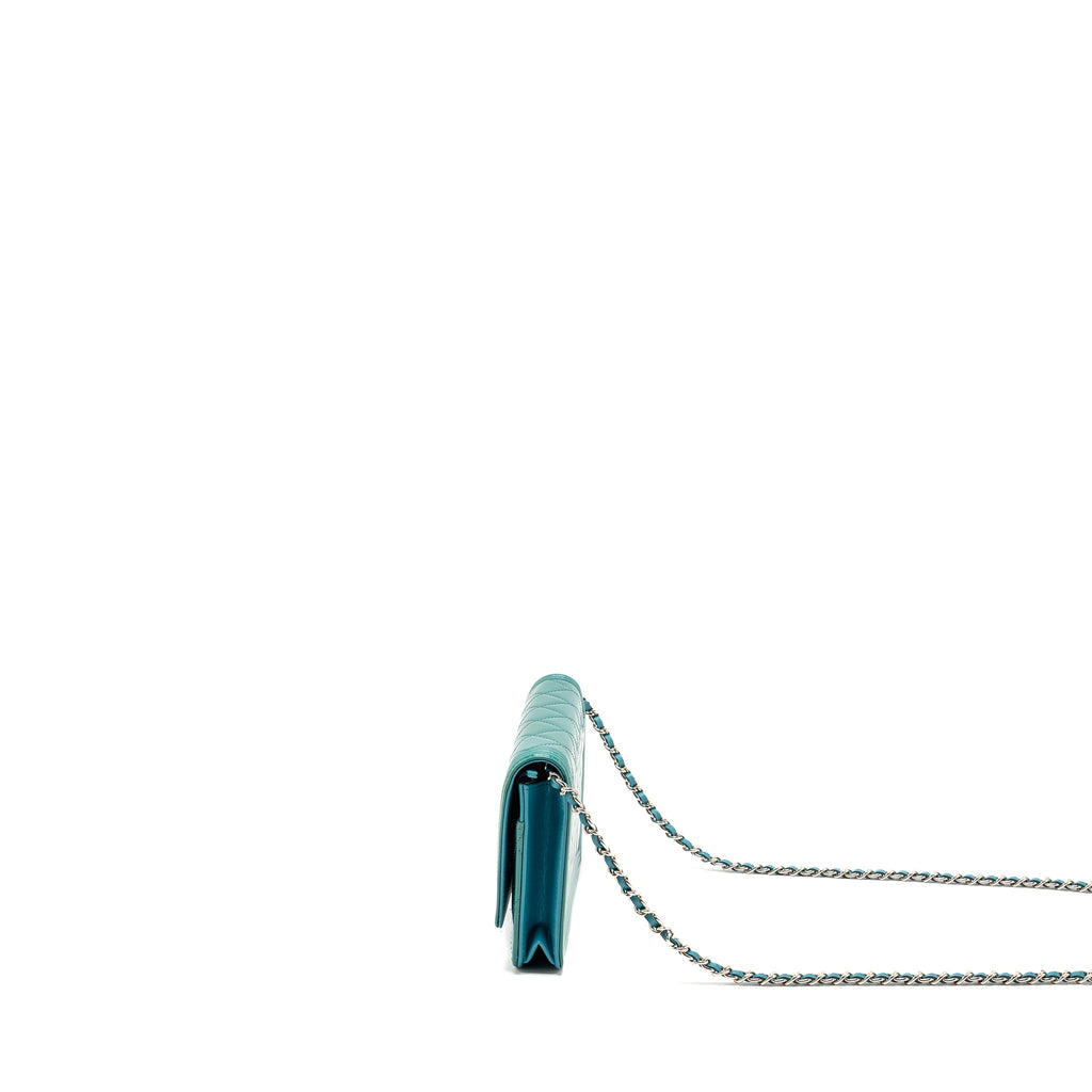 chanel-boy-wallet-on-chain-patent-green-shw