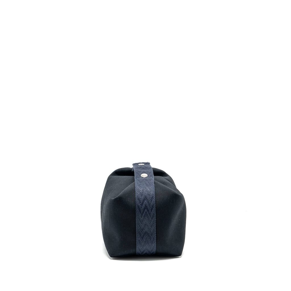 hermes-troussee-de-toilette-bride-a-brac-gm-navy-shw