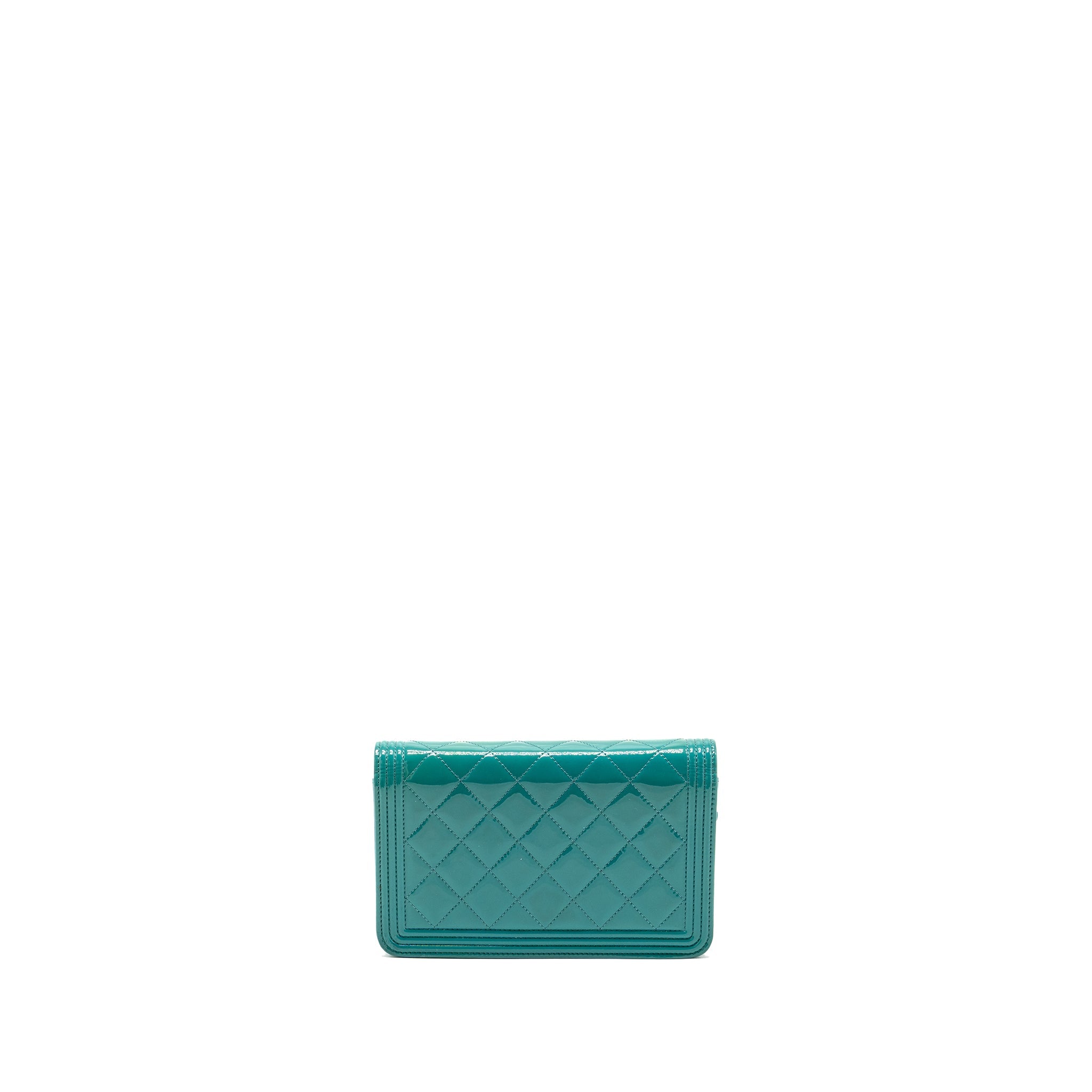 chanel-boy-wallet-on-chain-patent-green-shw