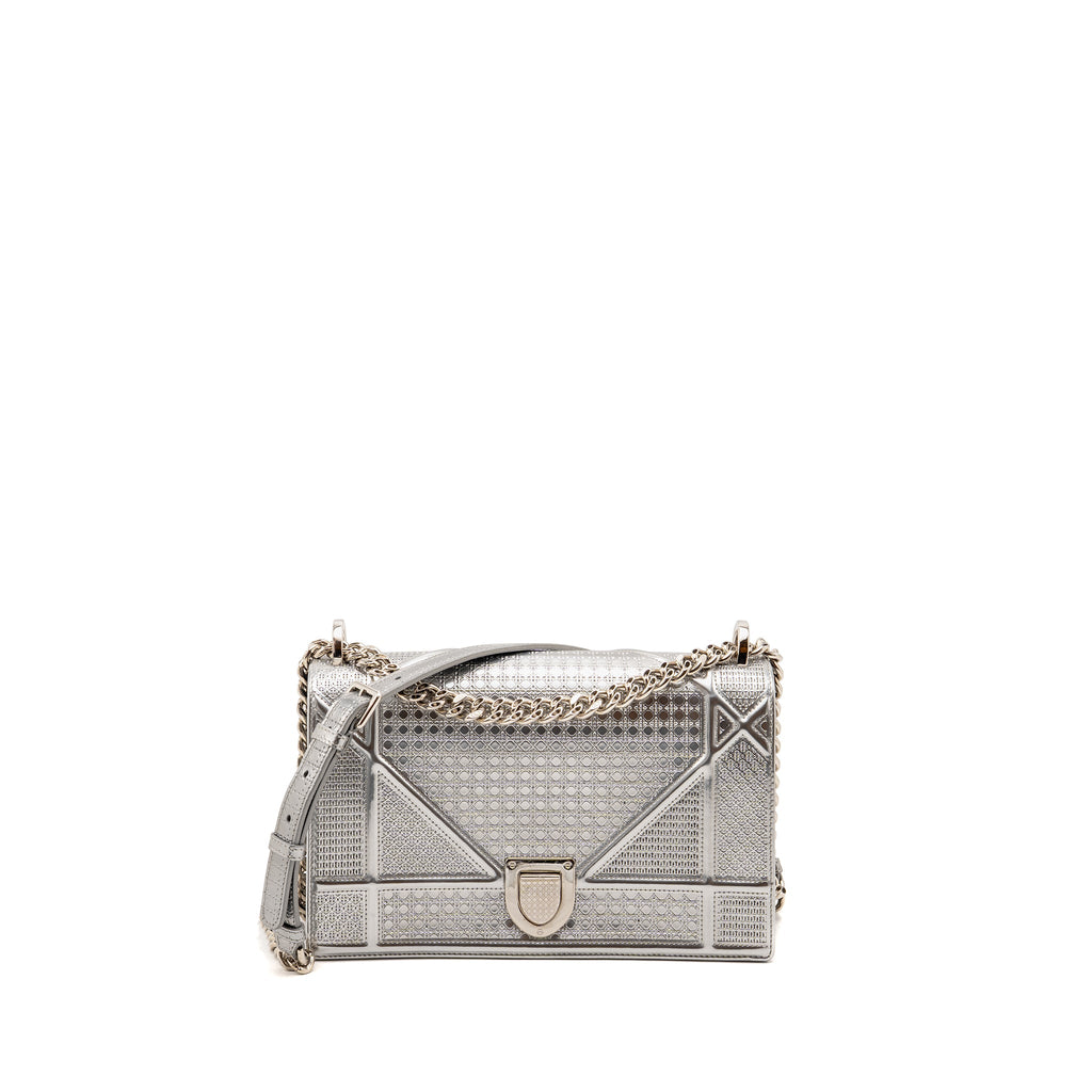 dior-diorama-flap-bag-patent-micro-cannage-leather-metallic-silver-shw