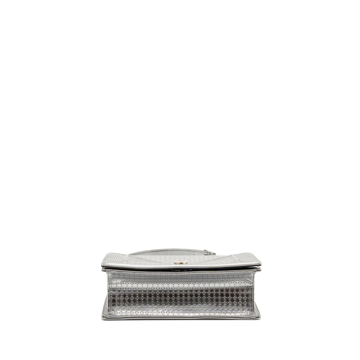 dior-diorama-flap-bag-patent-micro-cannage-leather-metallic-silver-shw