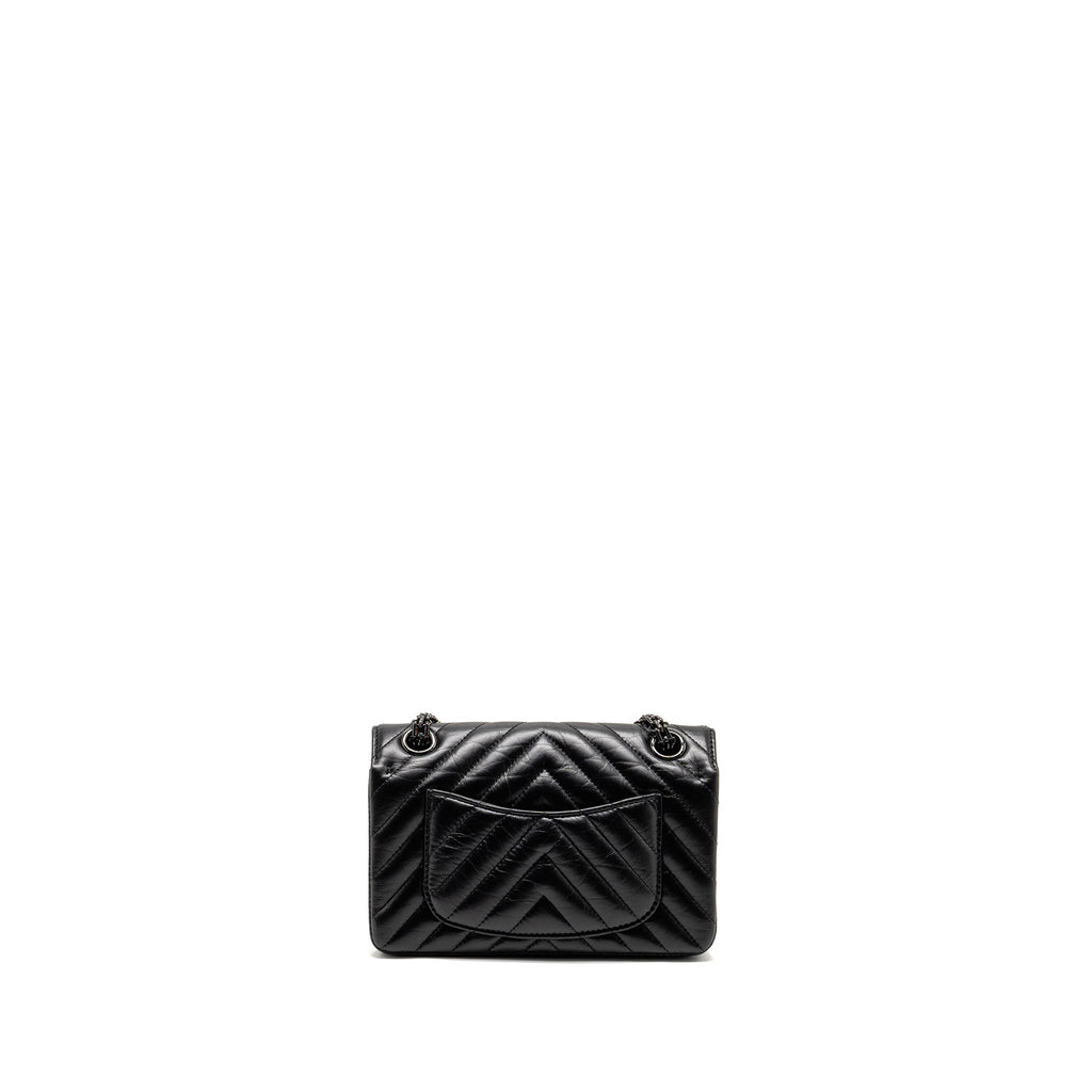 chanel-mini-2-55-reissue-chevron-calfskin-so-black-copy