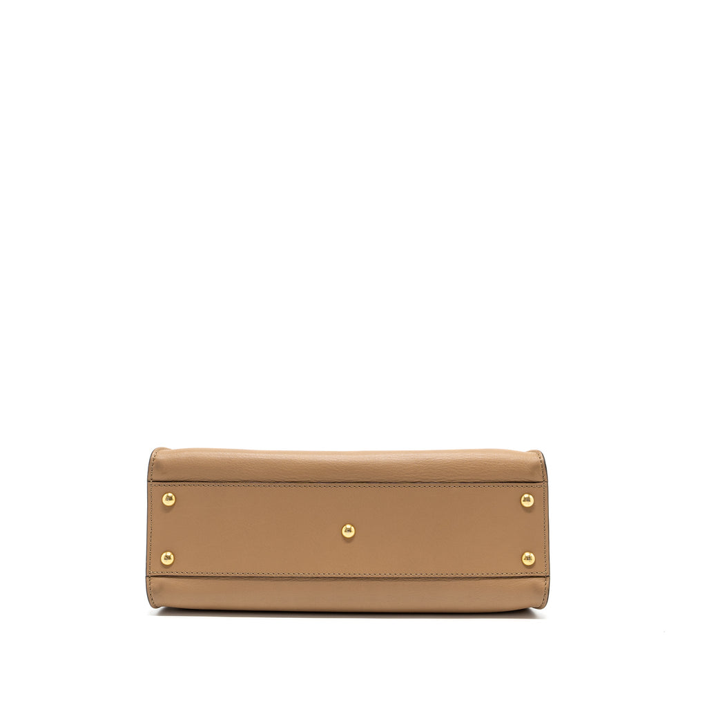 fendi-medium-peekaboo-calfskin-tobacco-multicolour-hardware-copy