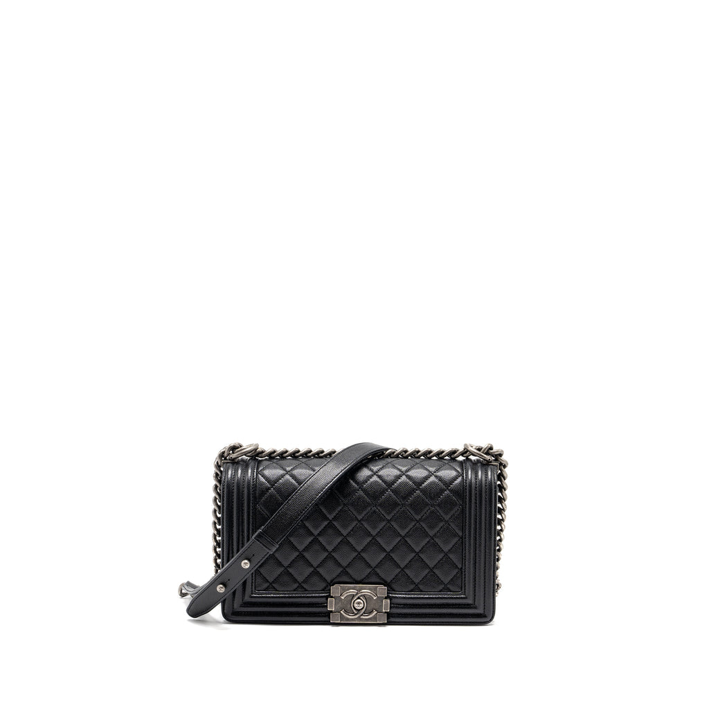 chanel-medium-boy-bag-caviar-black-ruthenium-hardware
