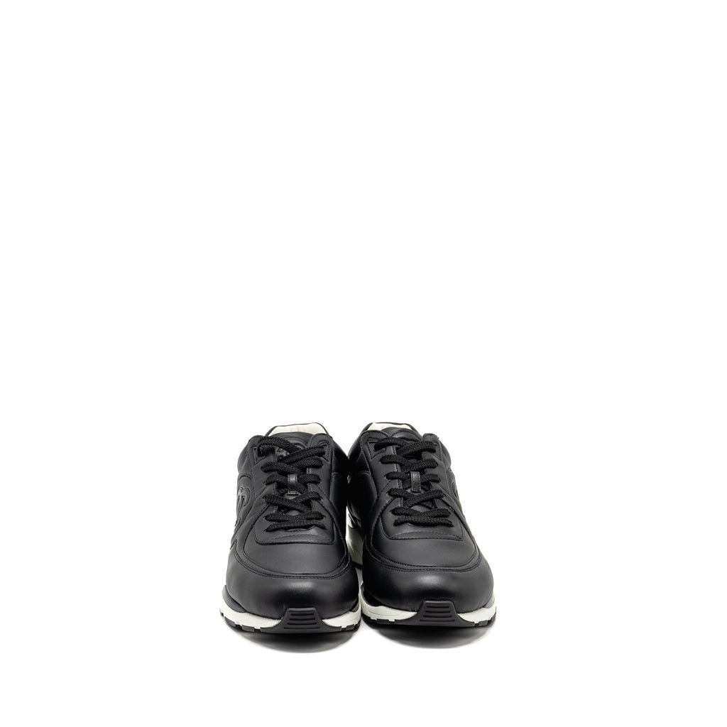 chanel-size-45-cc-logo-sneakers-leather-black-white