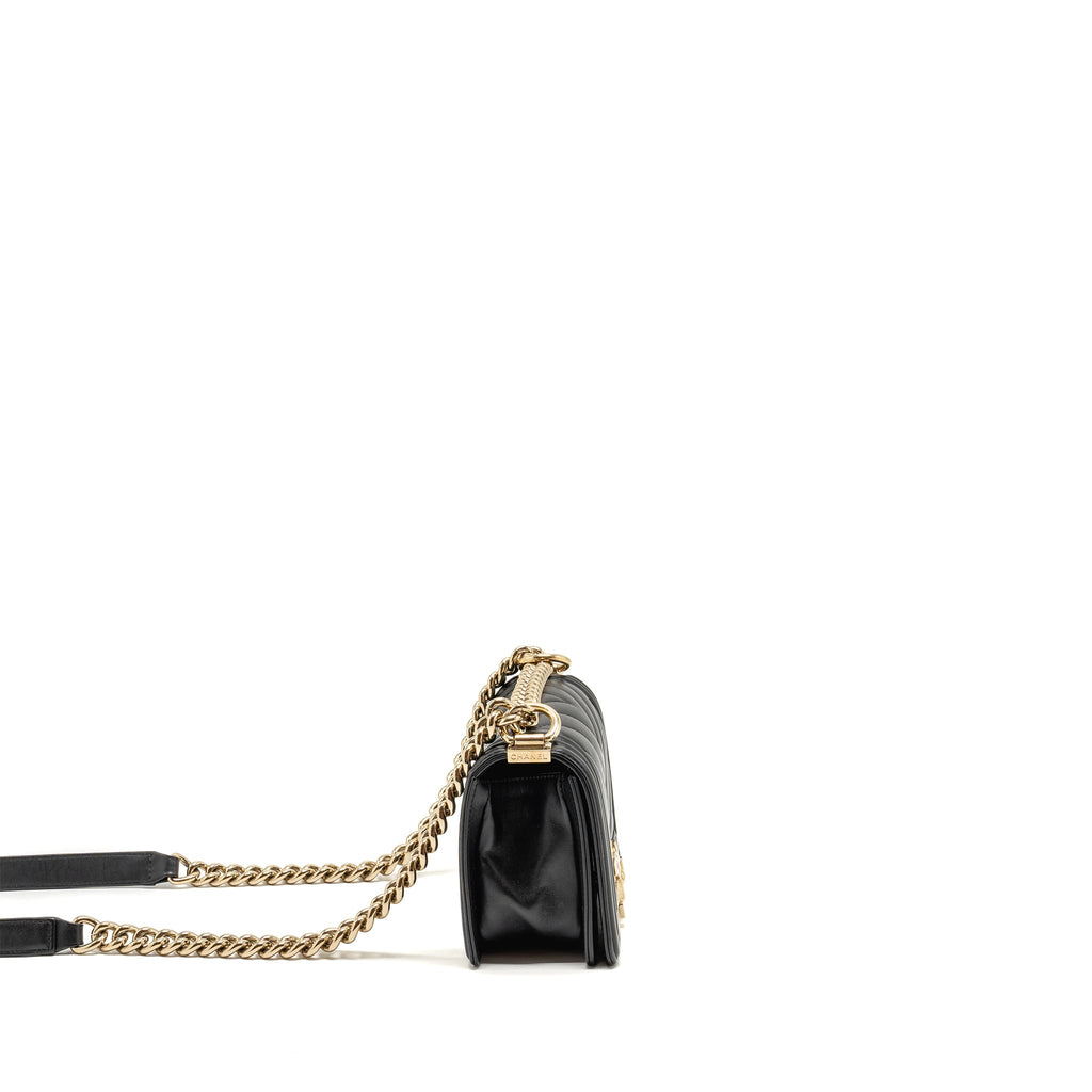 chanel-small-chevron-boy-bag-lambskin-black-lghw