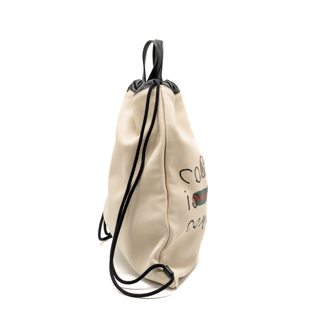 gucci-drawstring-backpack-calfskin-white-black