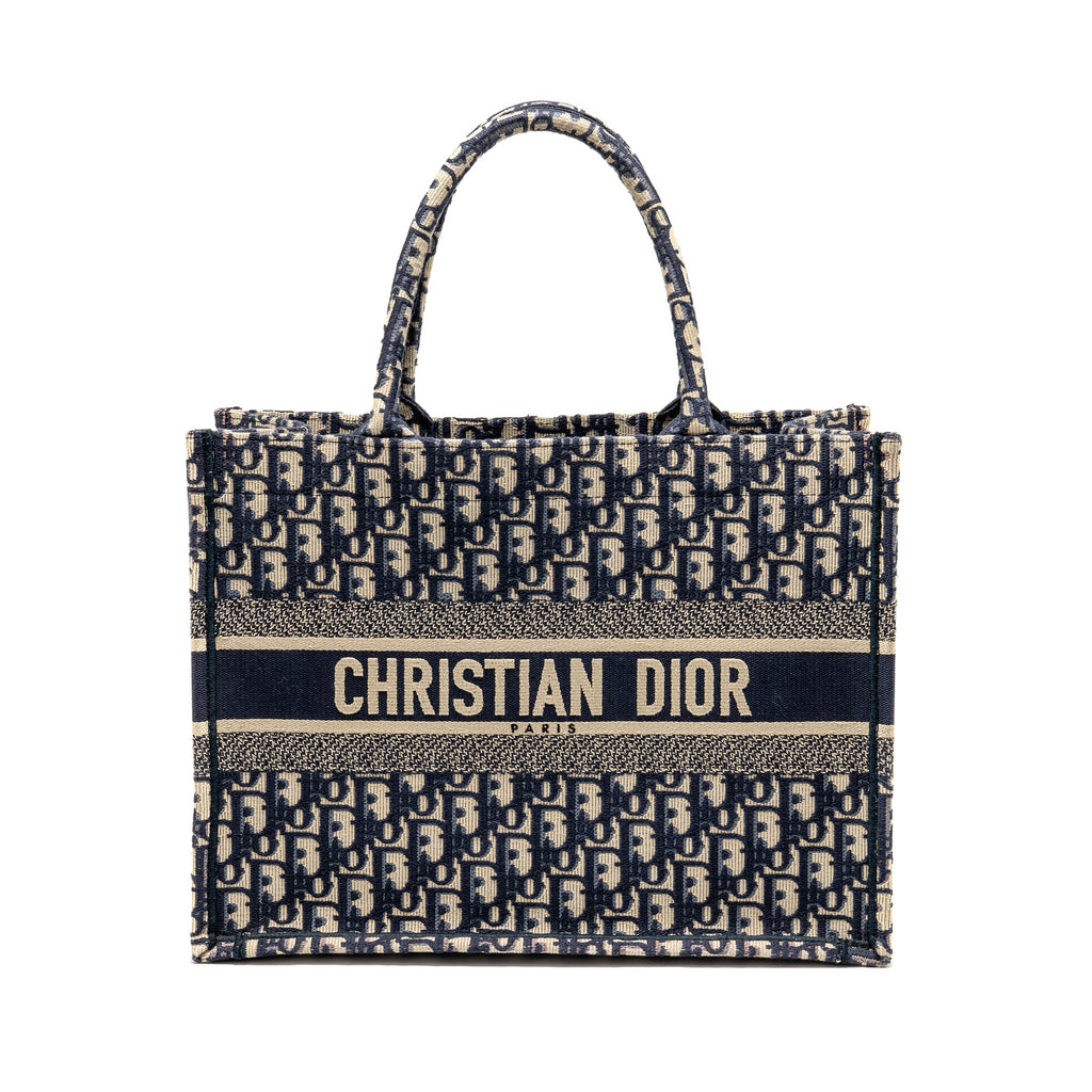 dior-medium-book-tote-oblique-embroidery-ecru-blue