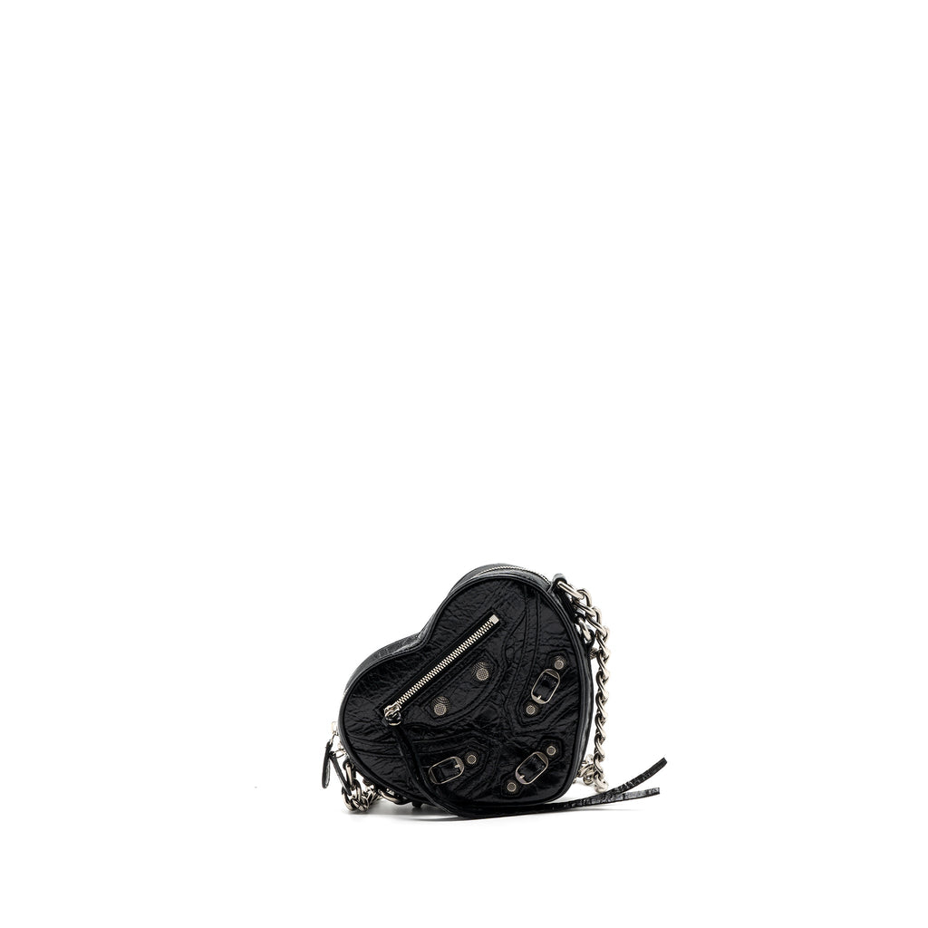 balenciaga-le-gagole-heart-mini-bag-arena-lambskin-black-ruthenium-hardware