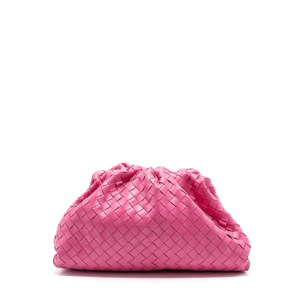 bottega-veneta-clutch-leather-interccato-pink