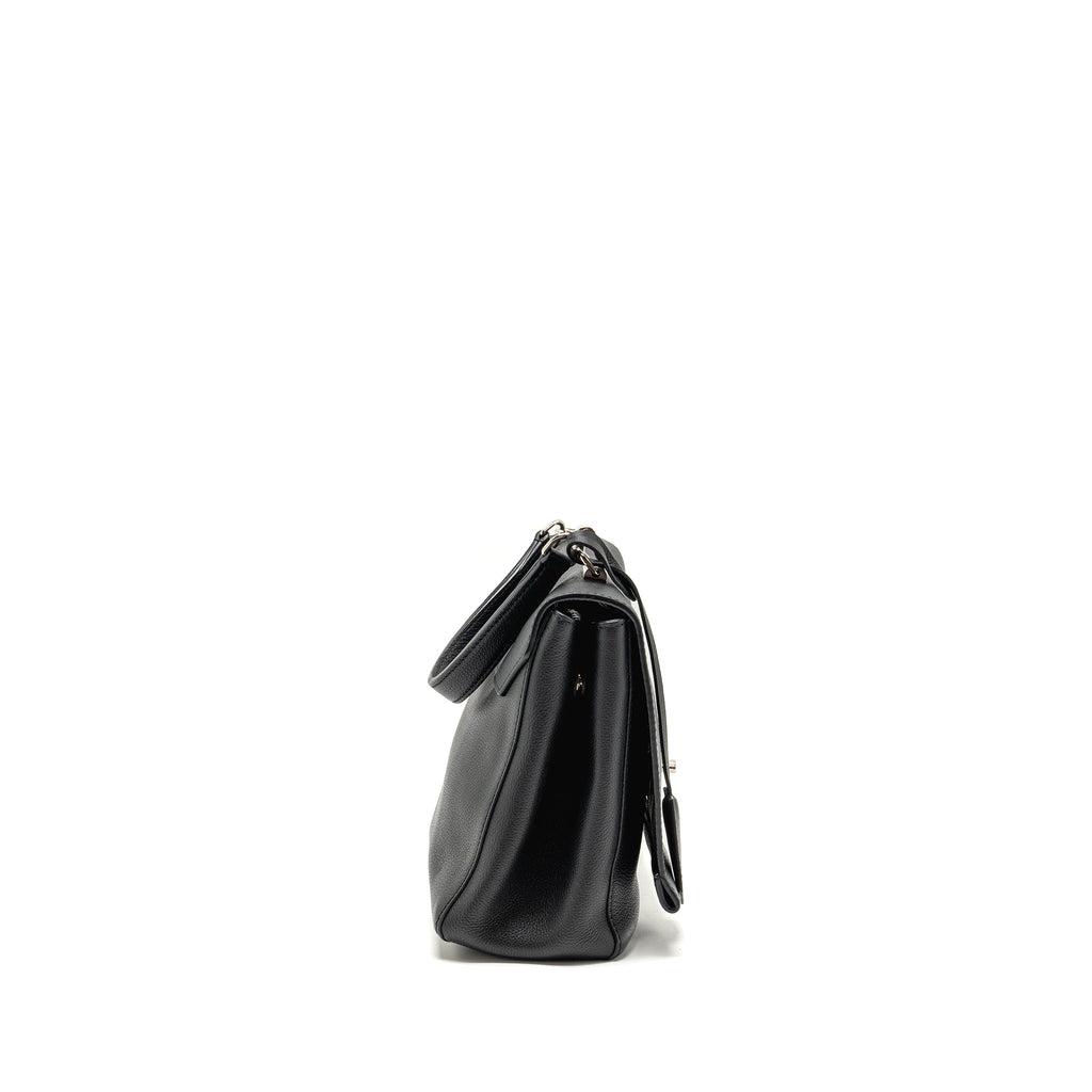 louis-vuitton-lock-me-bag-calfskin-black-shw