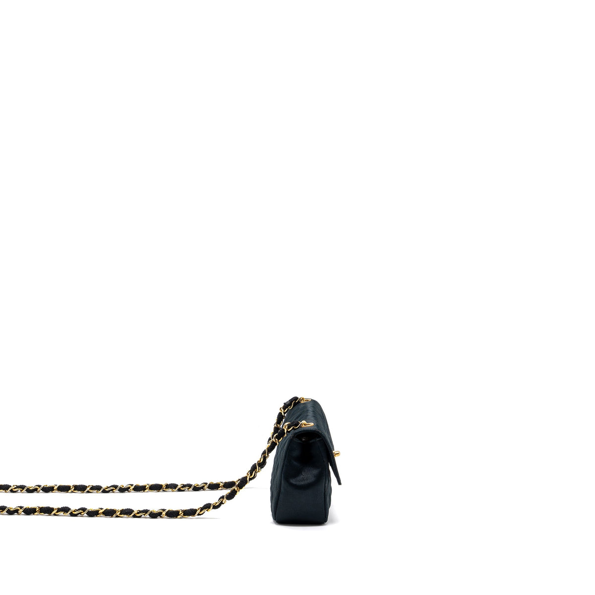 chanel-vintage-flap-bag-satin-black-ghw