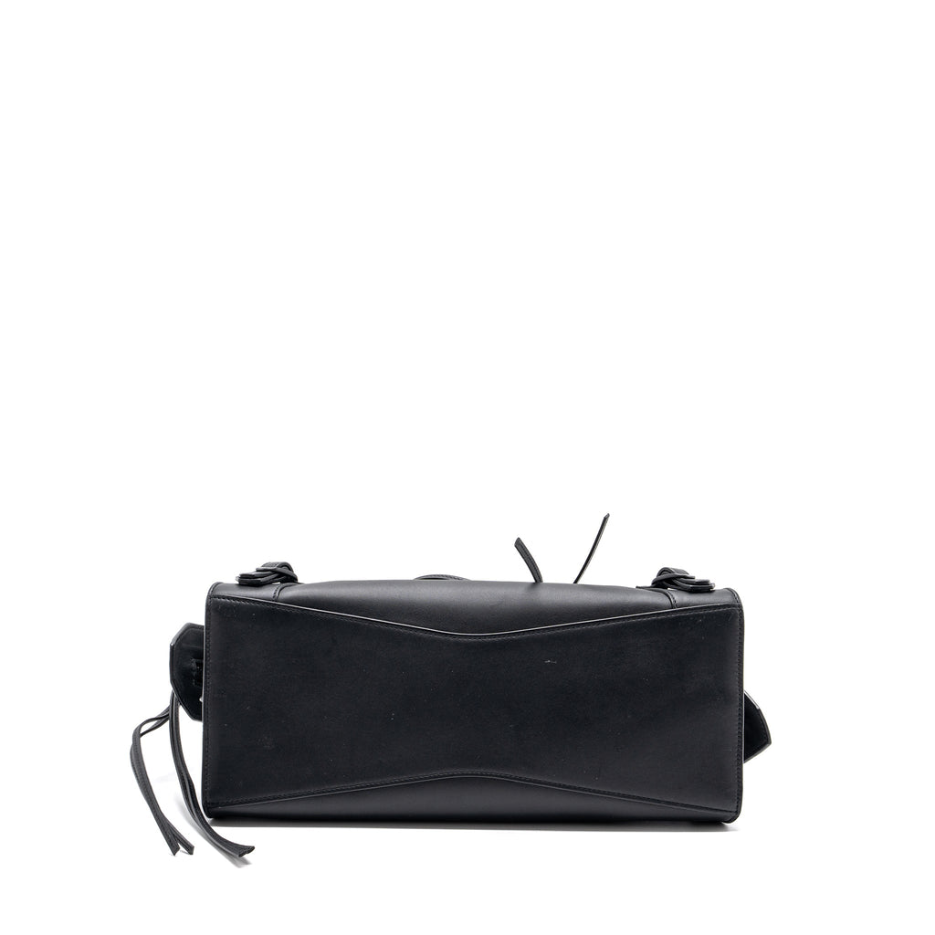 balenciaga-neo-classic-small-handbag-calfskin-black-black-ruthenium-hardware