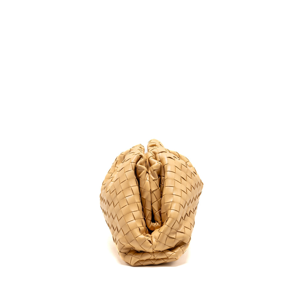 bottega-veneta-pouch-intrecciato-leather-beige-ghw