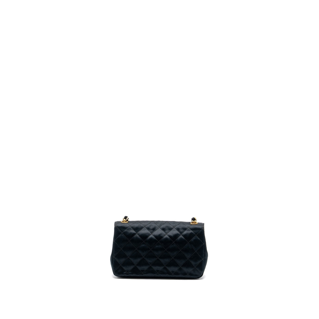 chanel-vintage-flap-bag-satin-black-ghw