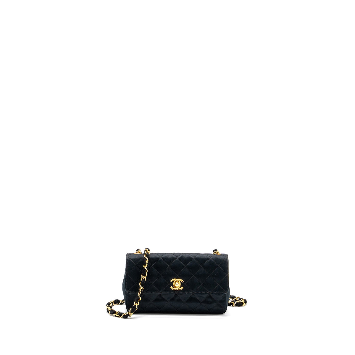 chanel-vintage-flap-bag-satin-black-ghw