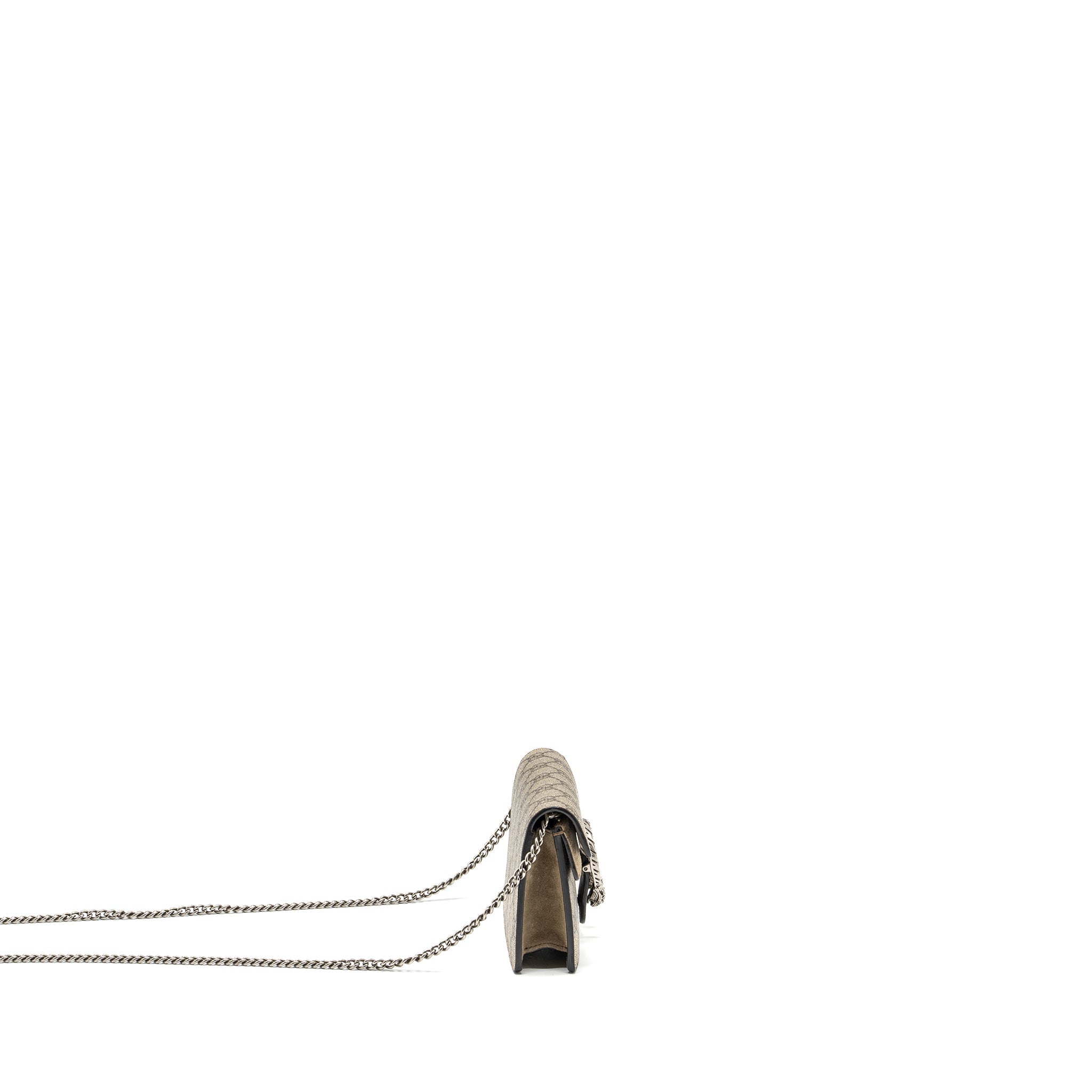 gucci-dionysus-gg-supreme-super-mini-bag-beige-2