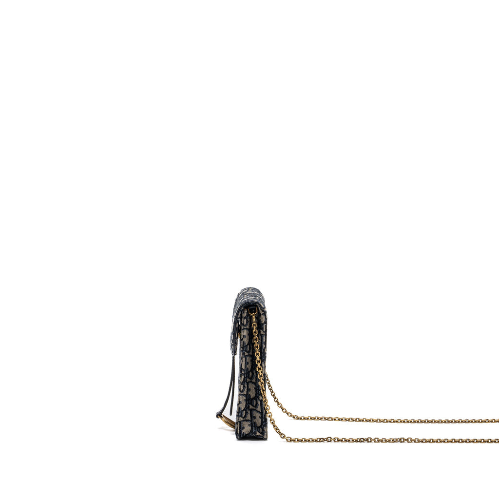 dior-saddle-phone-holder-with-chain-oblique-jacquard-canvas-blue-ghw