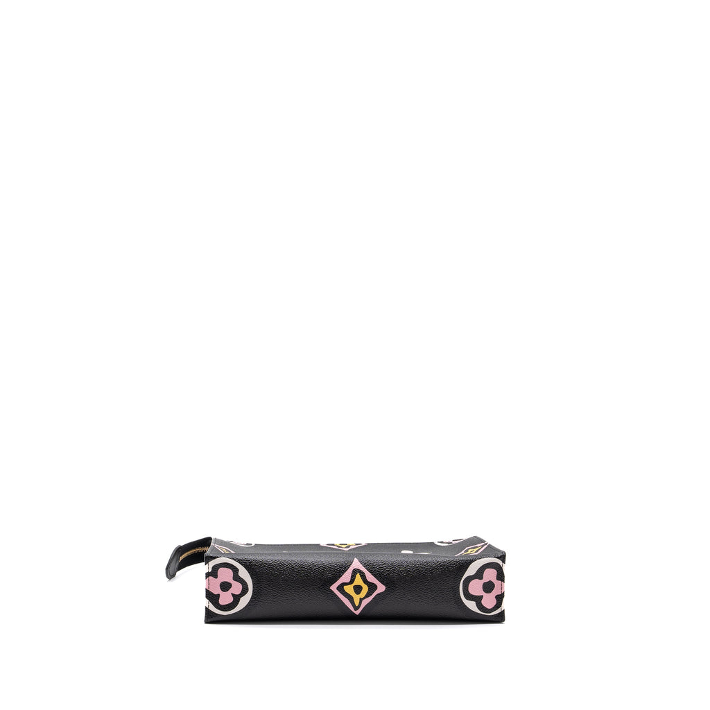 louis-vuitton-wild-at-heart-toiletry-pochette-canvas-black-white-pink-ghw