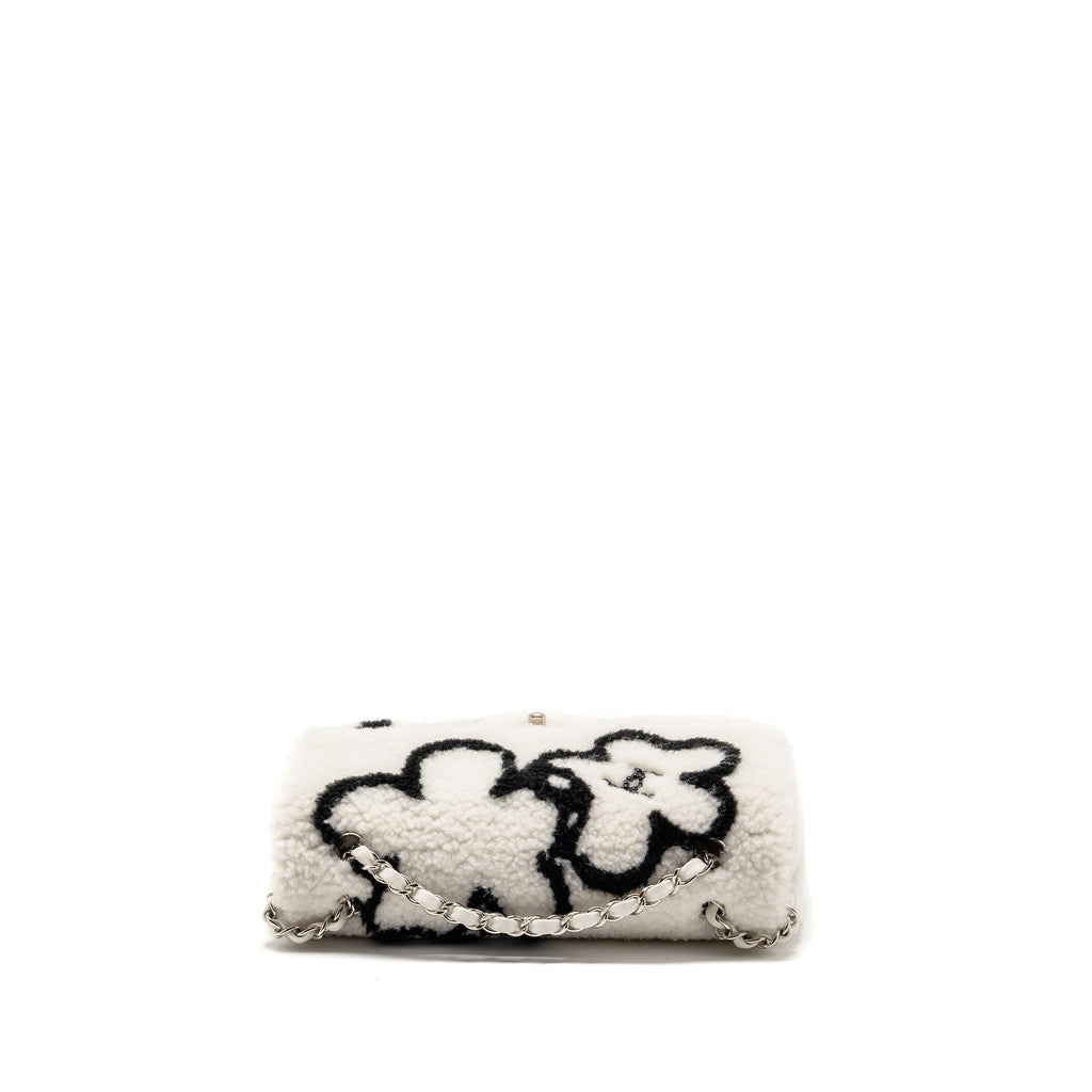 chanel-22a-fluffy-camellia-flap-bag-shearling-white-shw-microchip