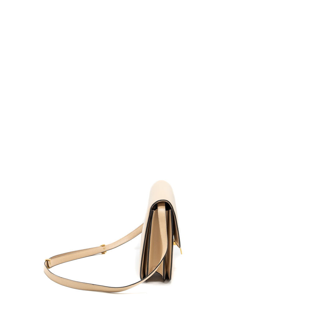 celine-medium-classic-box-bag-calfskin-light-pink-ghw