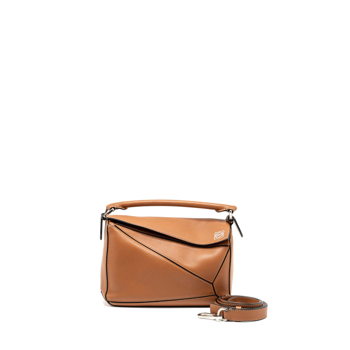 loewe-small-puzzle-bag-calfskin-tan-shw-2
