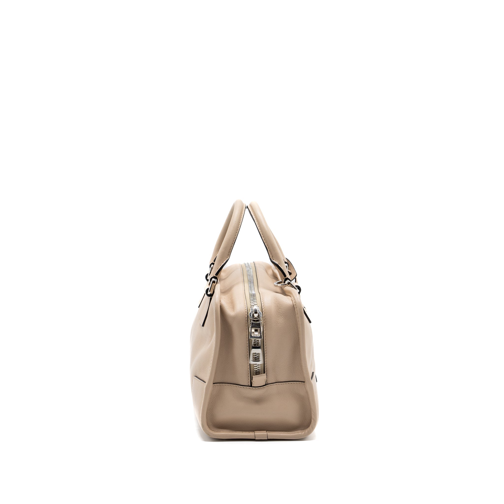 loewe-amazona-28-nappa-leather-ash-shw