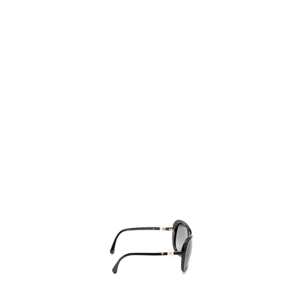chanel-sunglasses-with-pearl-black-ghw