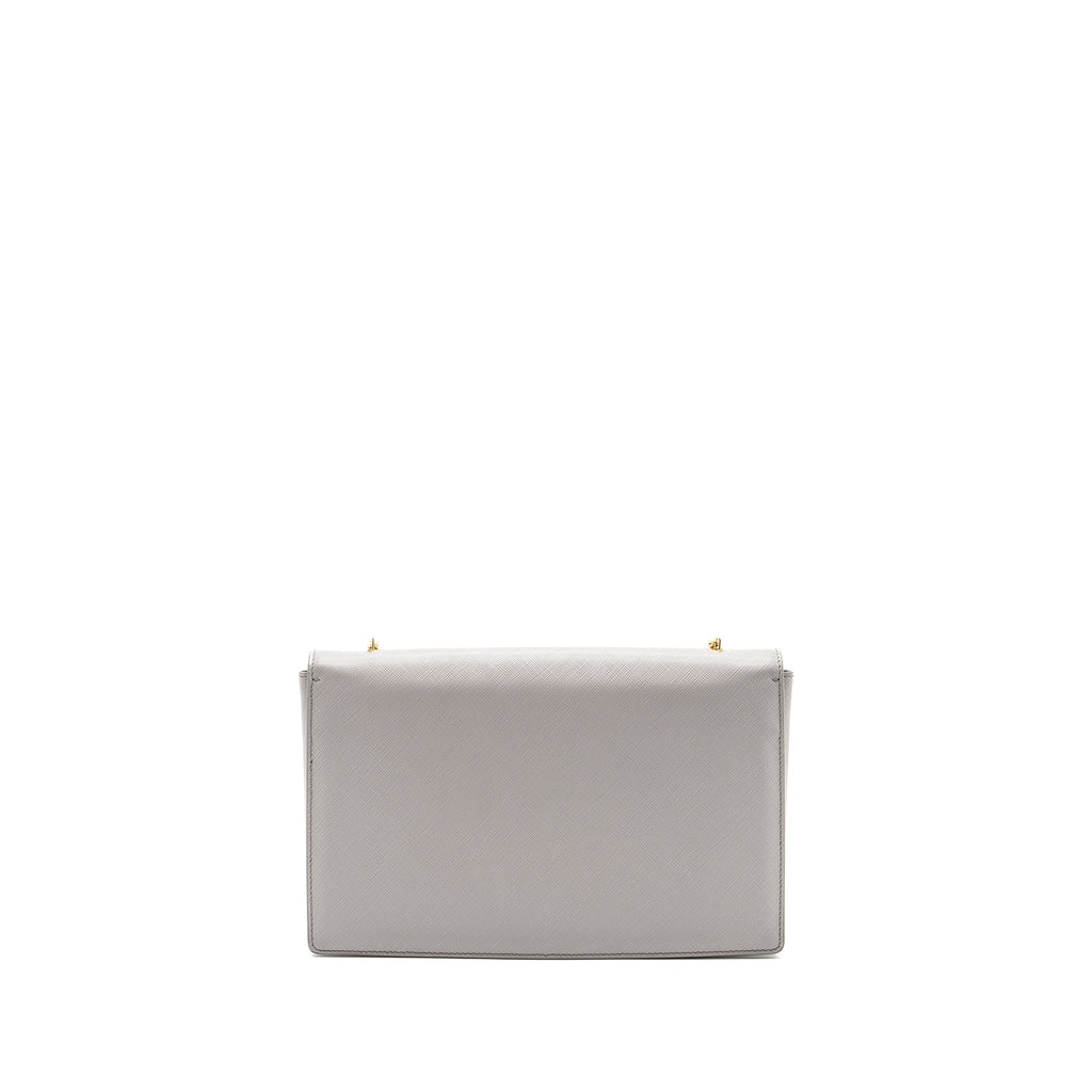 ferragamo-ginny-chain-bag-calfskin-leather-light-grey-lghw