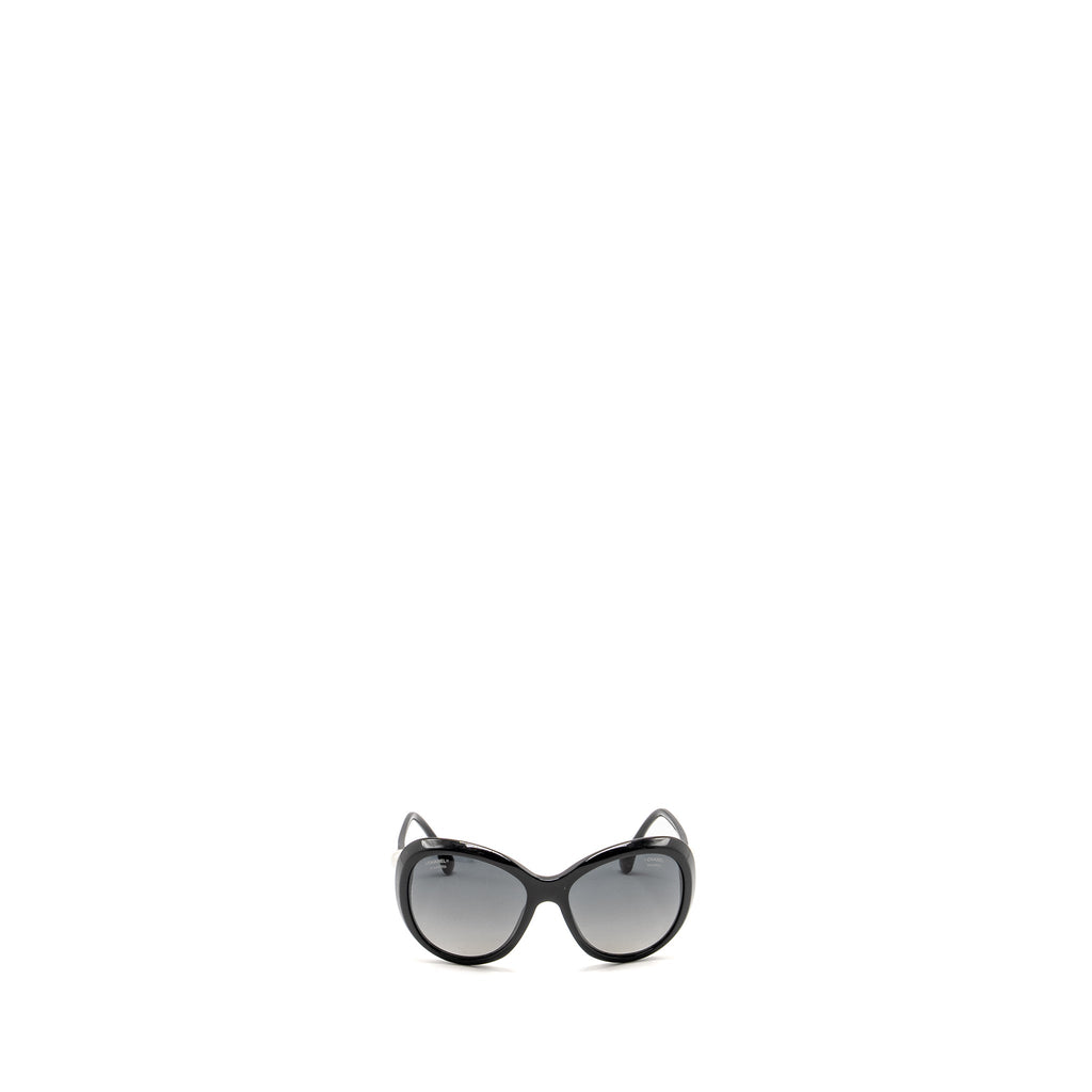 chanel-sunglasses-with-pearl-black-ghw