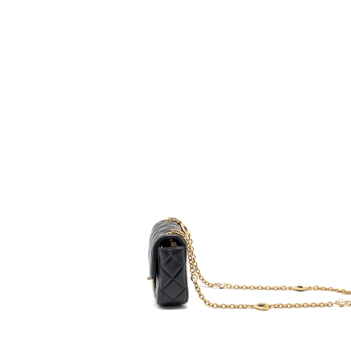 chanel-quilted-flap-bag-with-heart-charm-chain-lambskin-black-ghw-microchip
