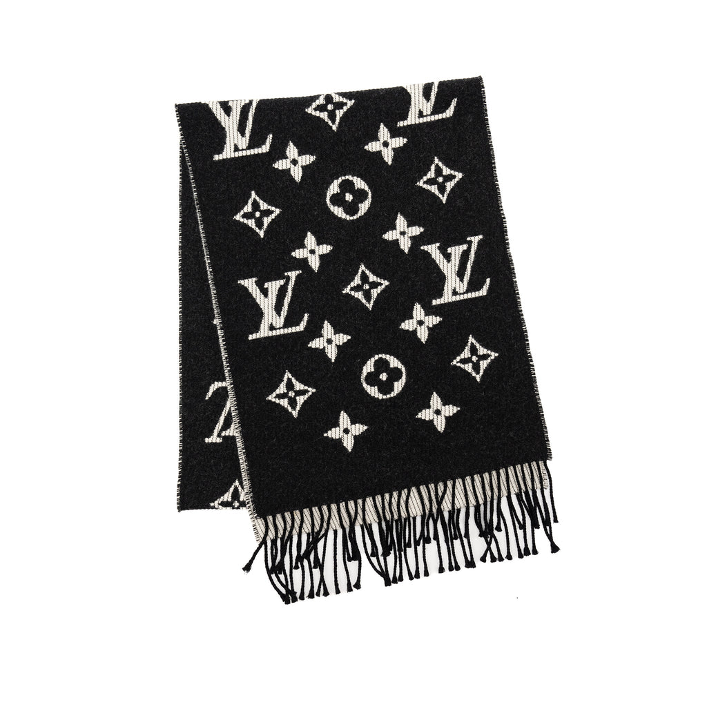 louis-vuitton-giant-monogram-scarf-cashmere-wool-black-white