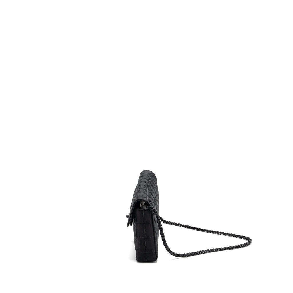 chanel-vintage-flap-bag-fabric-black-with-black-hardware