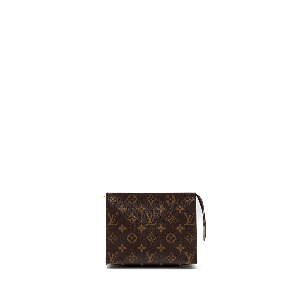 louis-vuitton-toiletry-pouch-19-monogram-canvas-ghw