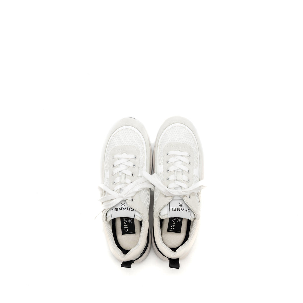chanel-size-39-cc-logo-sneakers-white