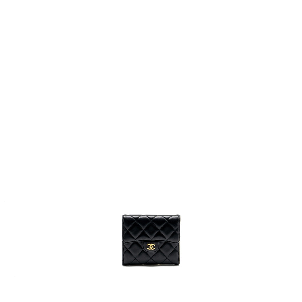 chanel-classic-compact-wallet-lambskin-black-ghw