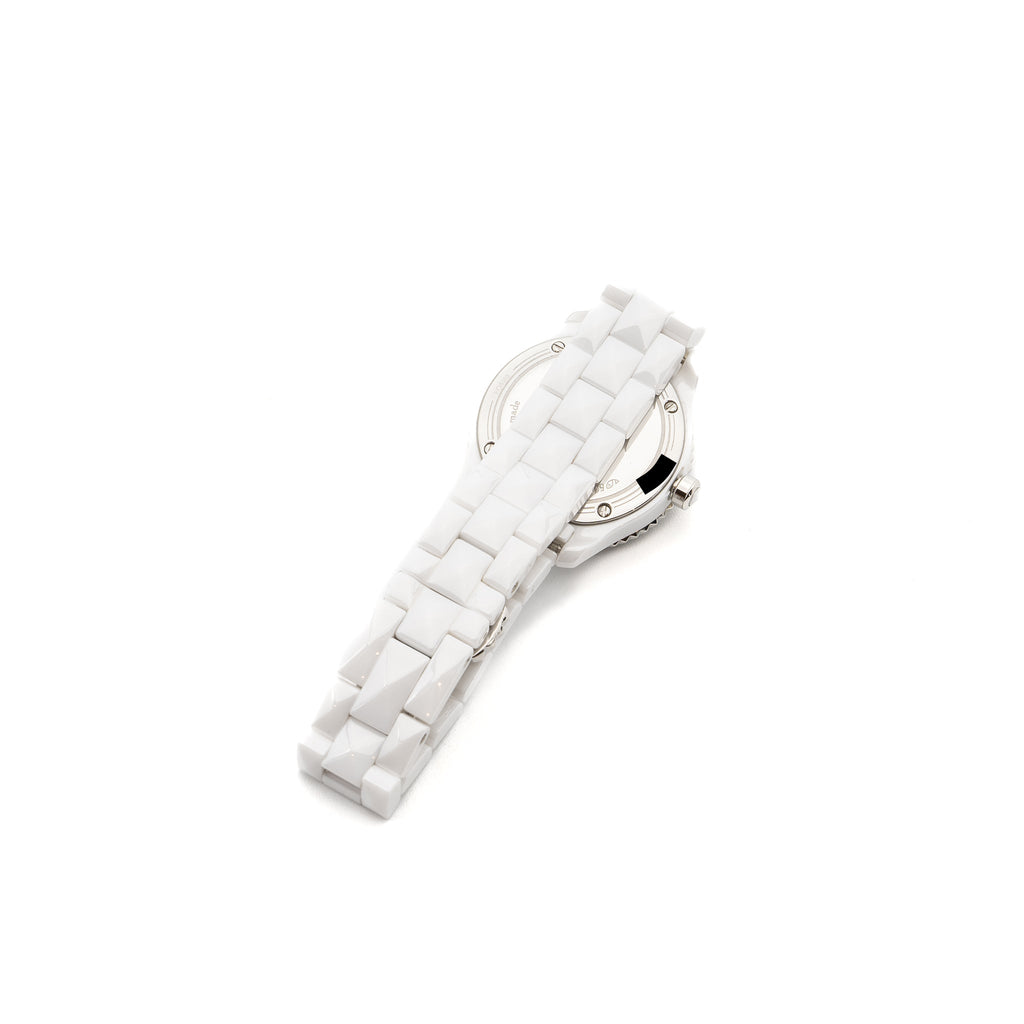 dior-viii-watch-ceramic-28mm-quartz-white-dial-cd1221e4c001