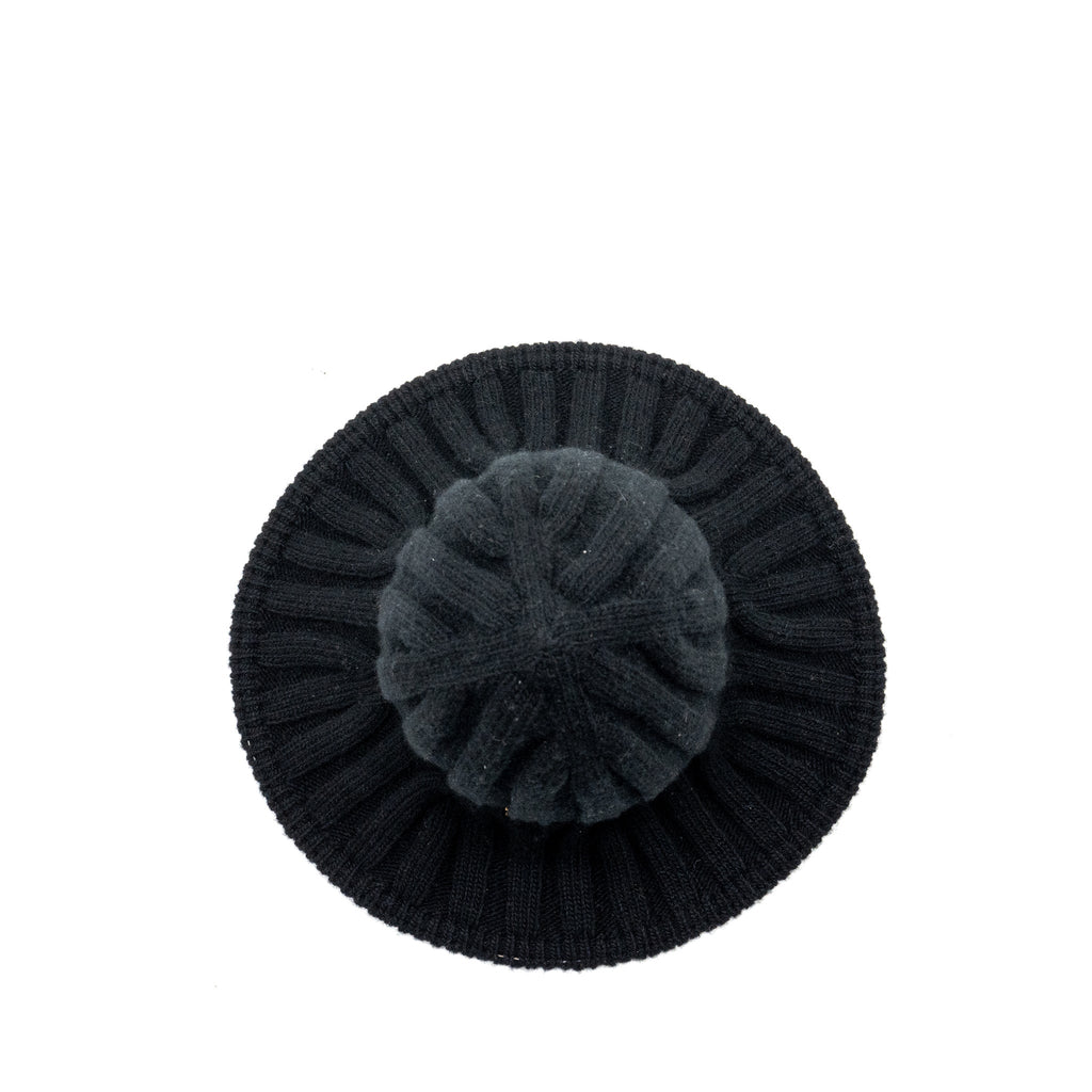 dior-letter-logo-wire-brimmed-beanie-wool-black